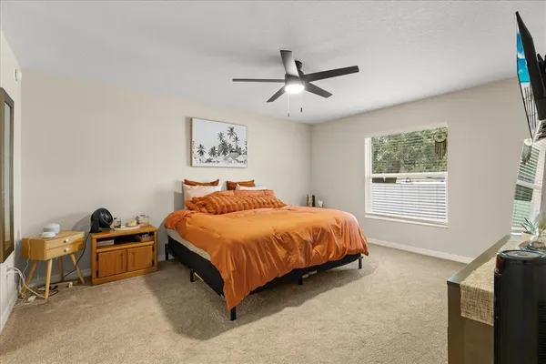 $268,000 | 1861 Northeast 160th Place, Citra, FL 32113