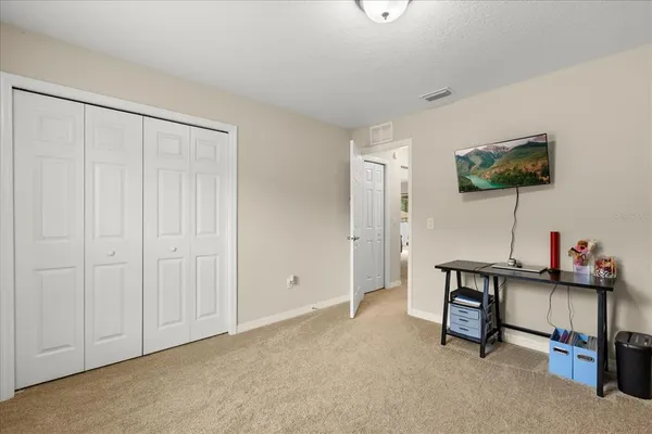 $268,000 | 1861 Northeast 160th Place, Citra, FL 32113