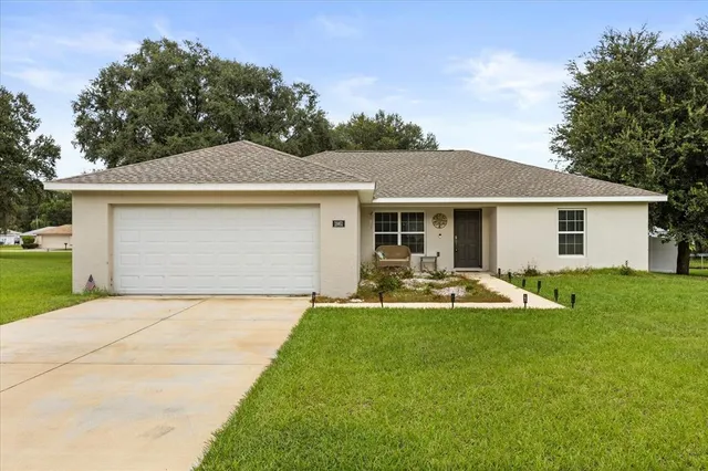 $277,500 | 1861 Northeast 160th Place, Citra, FL 32113