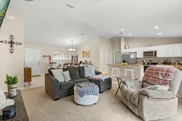 $277,500 | 1861 Northeast 160th Place, Citra, FL 32113