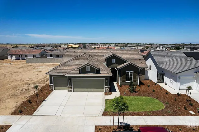 $600,170 | Undisclosed Address, Bakersfield, CA 93311