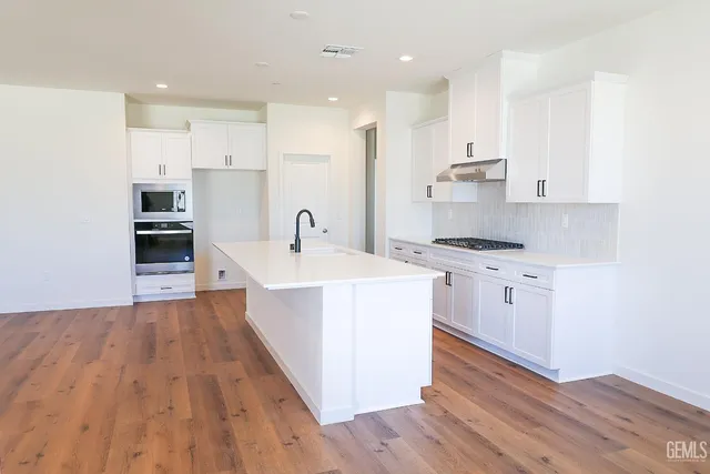 $600,170 | Undisclosed Address, Bakersfield, CA 93311