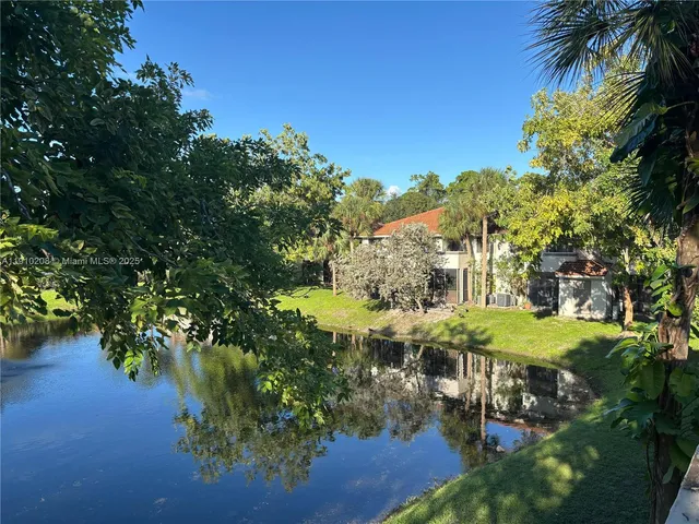 $1,950 | 3258 Coral Lake Lane, Unit 3258, Coral Springs, FL 33065