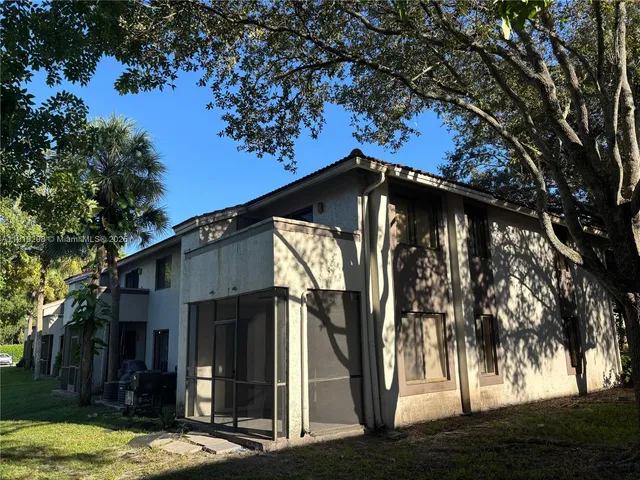$1,950 | 3258 Coral Lake Lane, Unit 3258, Coral Springs, FL 33065