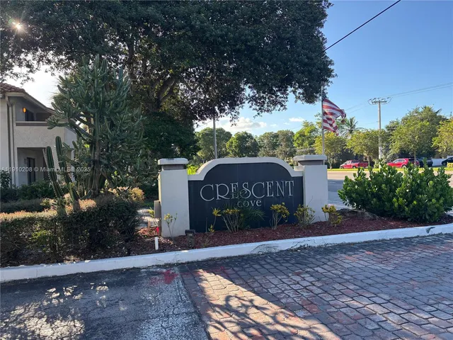 $1,950 | 3258 Coral Lake Lane, Unit 3258, Coral Springs, FL 33065