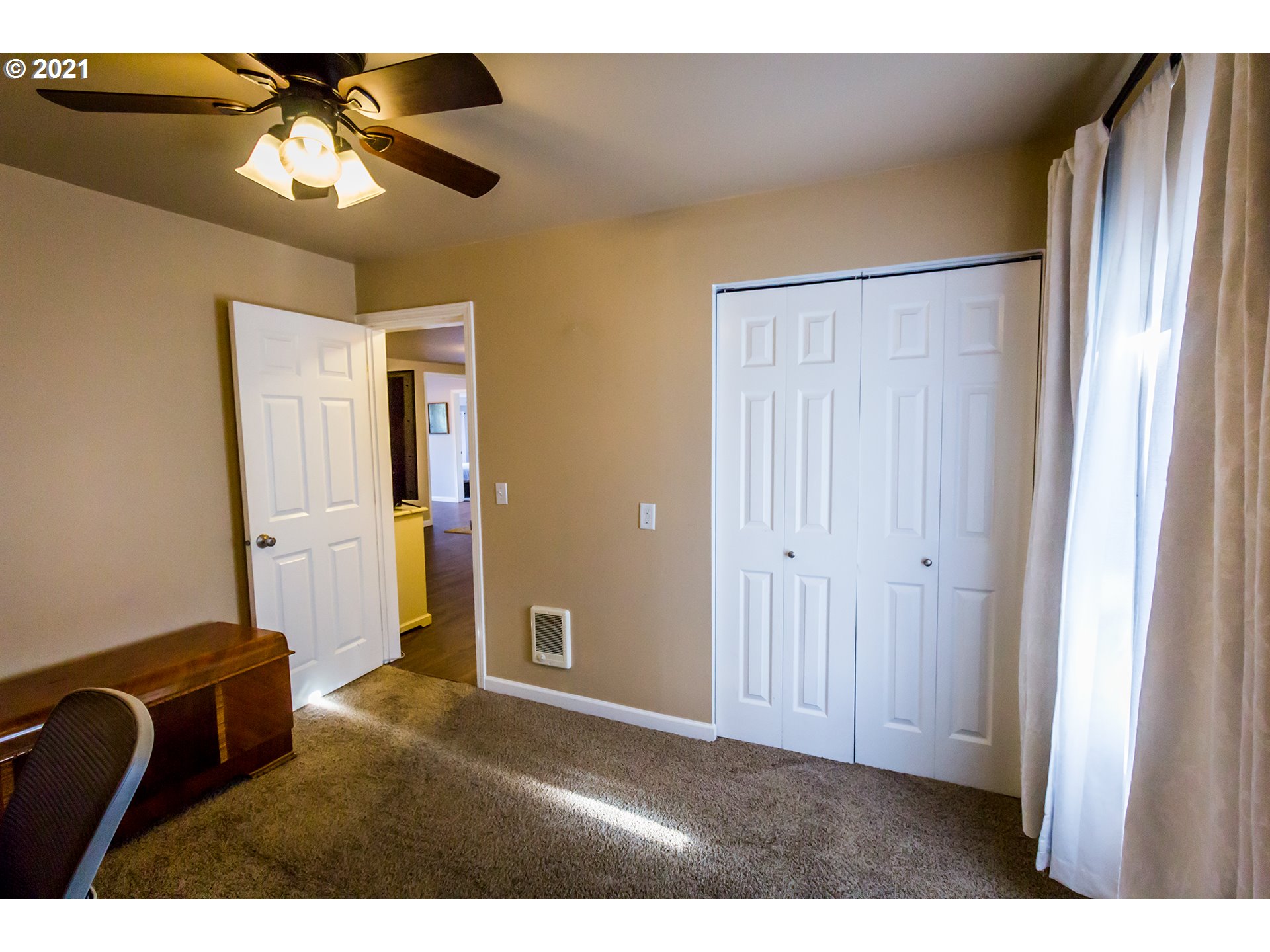 767 Water Street Springfield, OR 97477 - Photo 14 of 32
