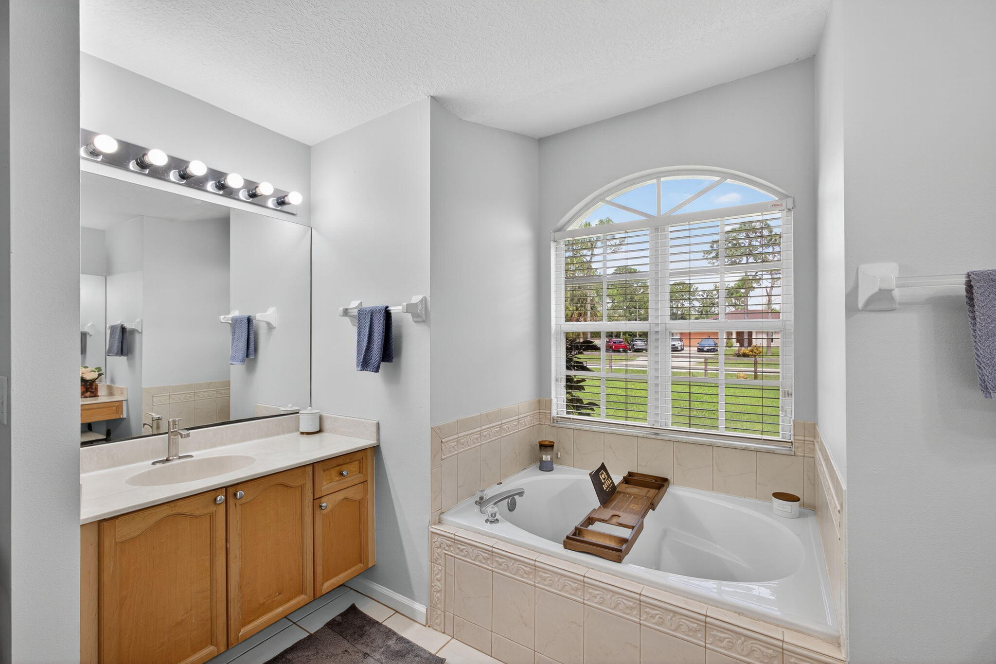 14366 76th Road North The Acreage, FL 33470 - Photo 48 of 76 47-web-or-mls-5D1A0424