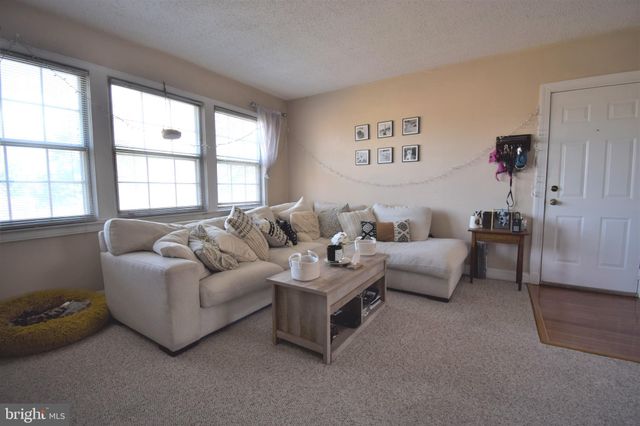 $265,000 | 1808 West Abingdon Drive, Unit 202, Alexandria, VA 22314