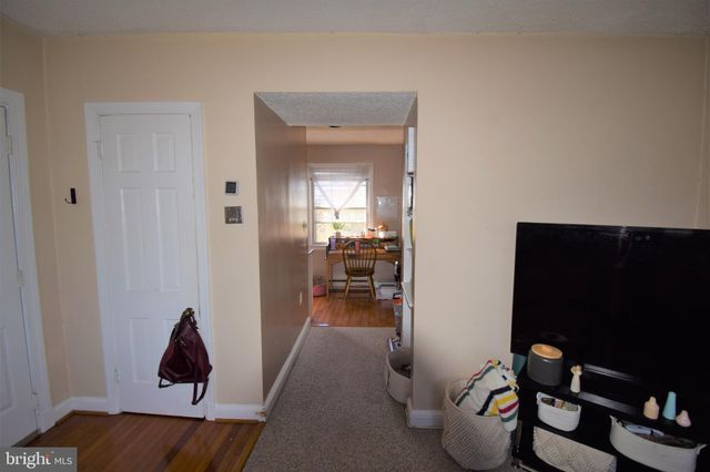 $265,000 | 1808 West Abingdon Drive, Unit 202, Alexandria, VA 22314