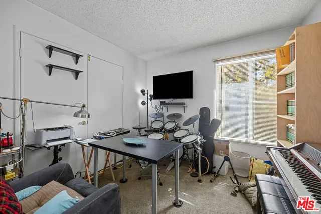 $560,000 | 3101 Summertime Lane, Culver City, CA 90230