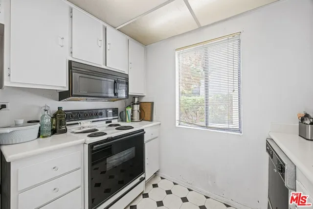 $560,000 | 3101 Summertime Lane, Culver City, CA 90230