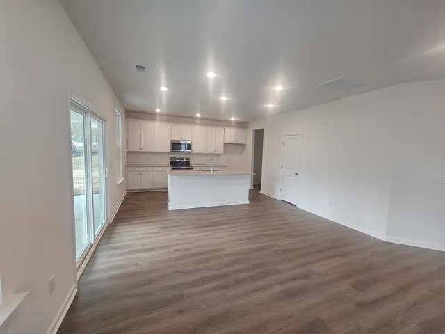 $379,990 | 450 Cadbury Loop, Summerville, SC 29486