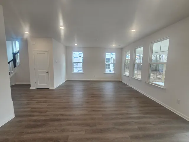 $379,990 | 450 Cadbury Loop, Summerville, SC 29486