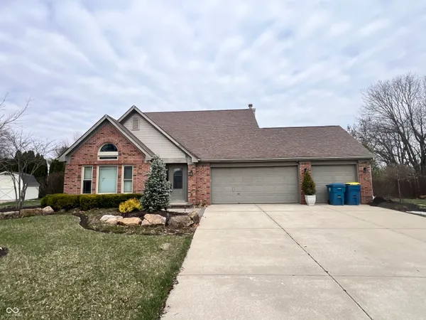 $325,000 | 20486 Country Lake Boulevard, Noblesville, IN 46062