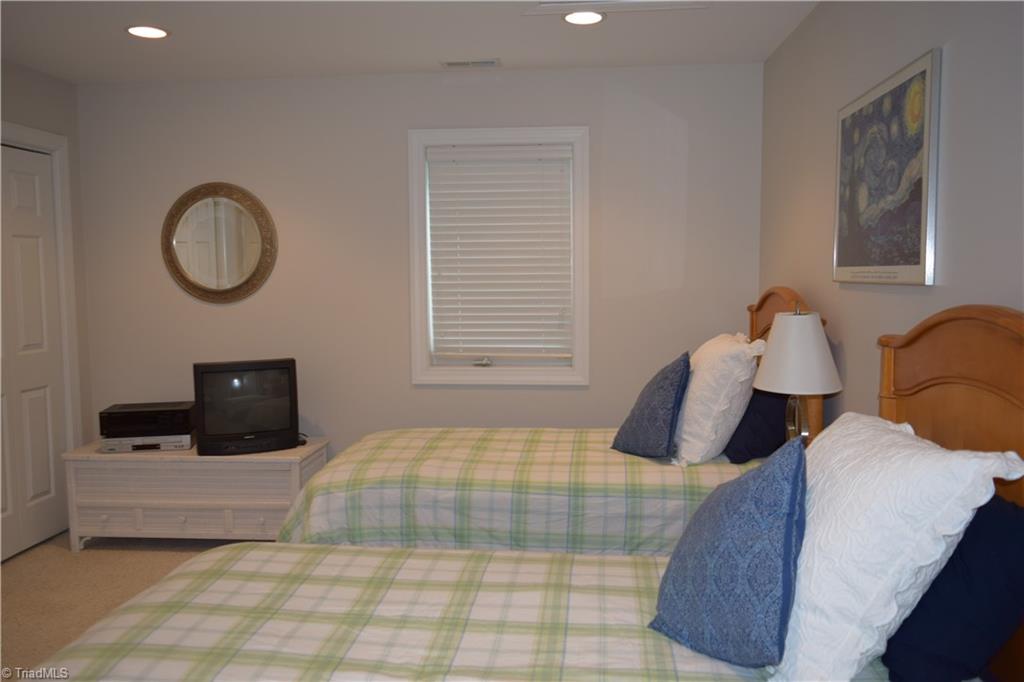 1159 Holloway Church Road Lexington, NC 27292 - Photo 14 of 24 2nd Bedroom