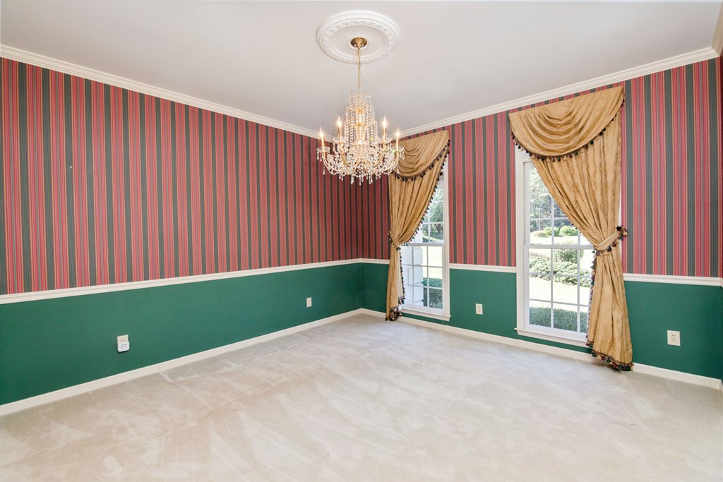 1034 Riverside Drive LaGrange, GA 30240 - Photo 5 of 37 Gallery Image 5