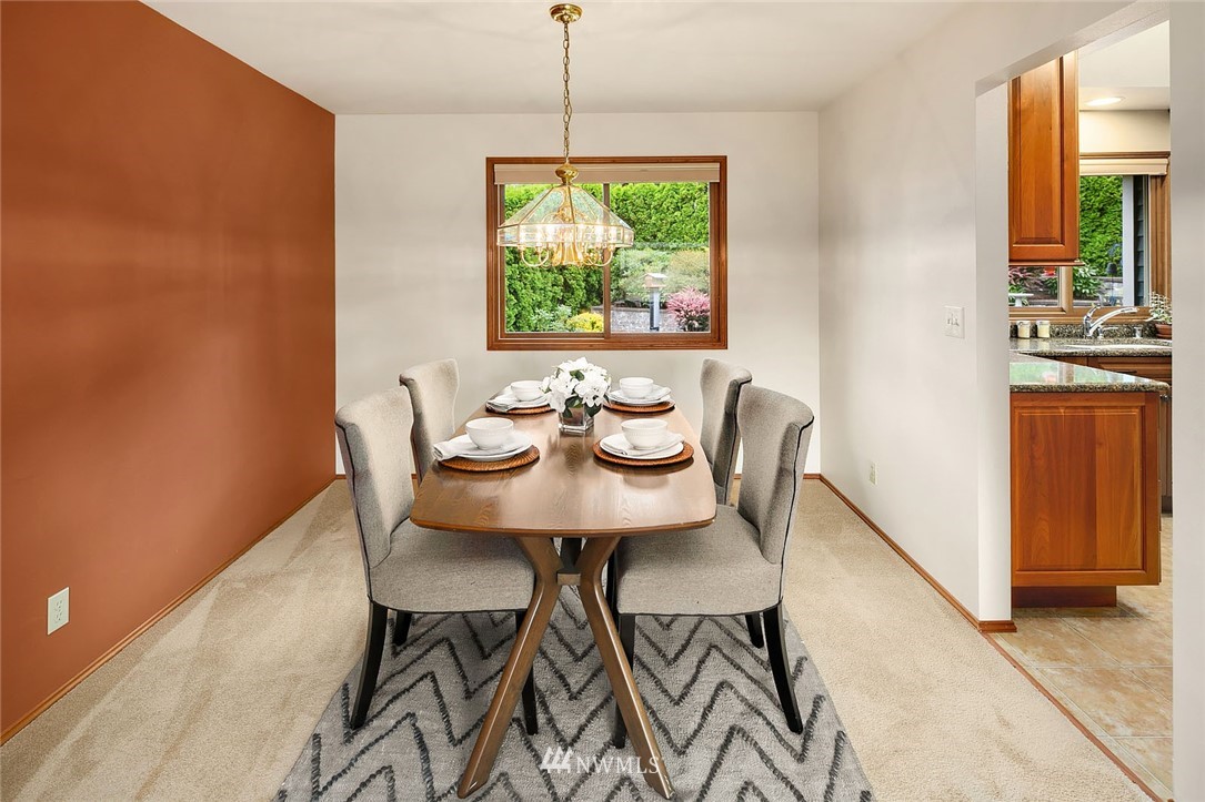4812 Northeast 21st Street Renton, WA 98059 - Photo 6 of 29 Gallery Image 6
