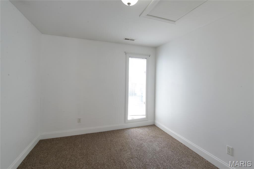 10238 Breckenridge Road St. Ann, MO 63074 - Photo 19 of 30 Gallery Image 19