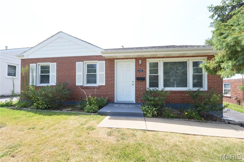10238 Breckenridge Road St. Ann, MO 63074 - Photo 3 of 30 Gallery Image 3