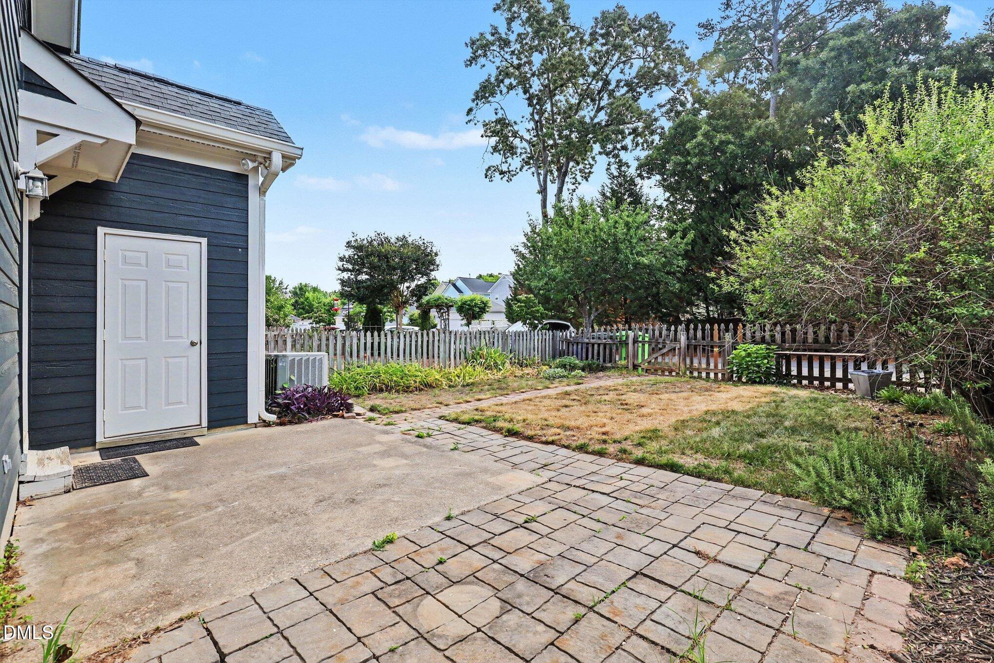 10908 Connally Lane Raleigh, NC 27614 - Photo 29 of 33