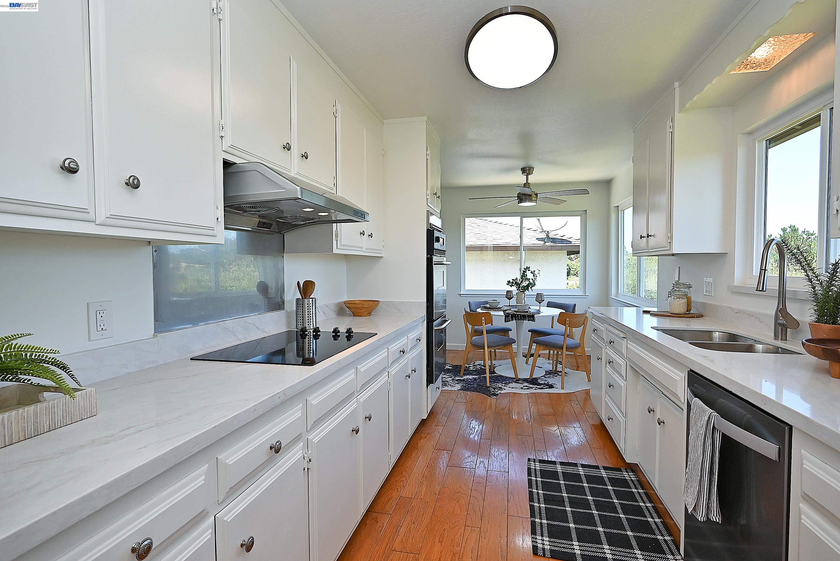 21714 ShadySpring Road Castro Valley, CA 94546 - Photo 15 of 53