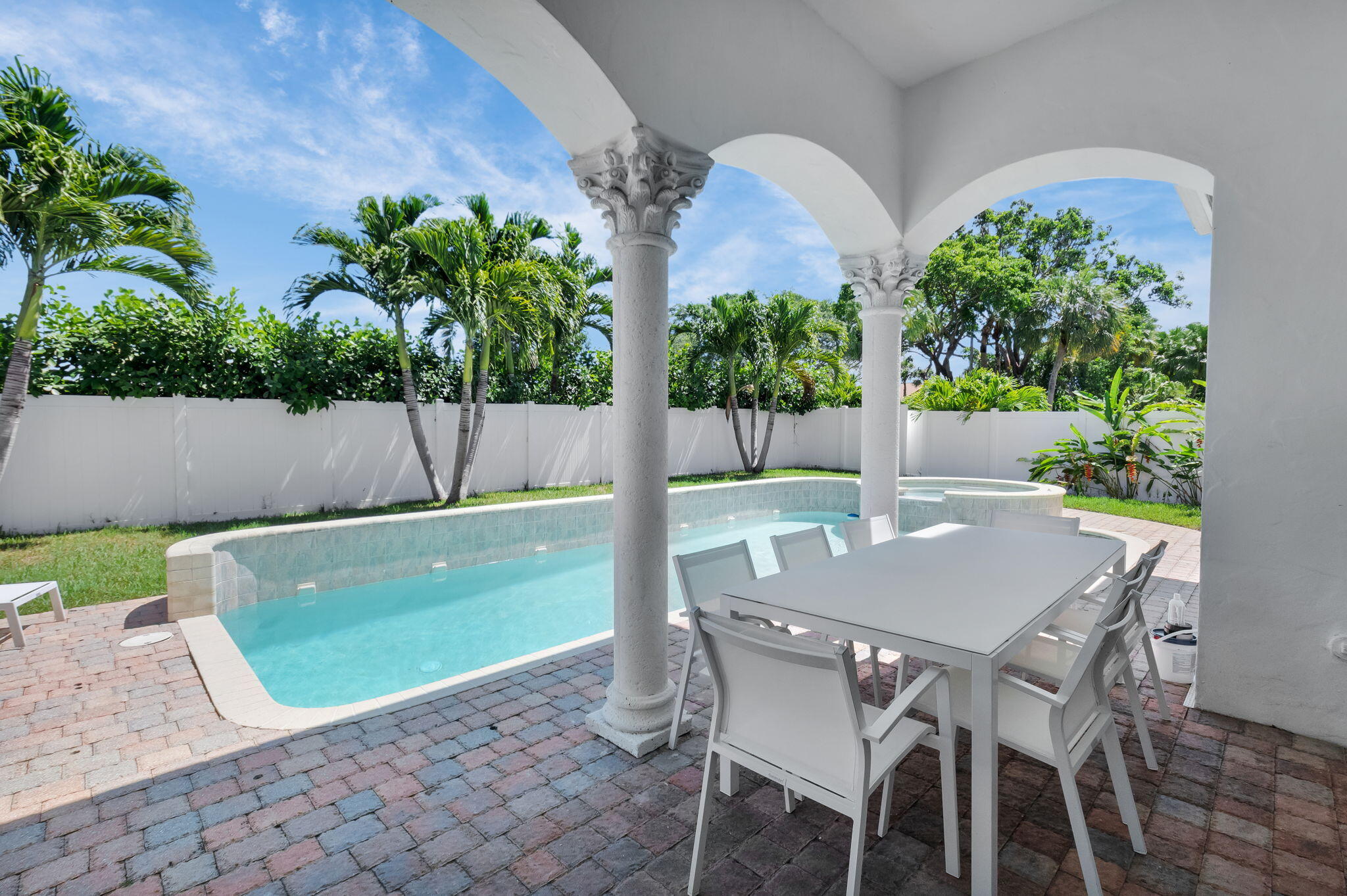 22175 Larkspur Trail Boca Raton, FL 33433 - Photo 37 of 40 a view of a chairs and table in the patio