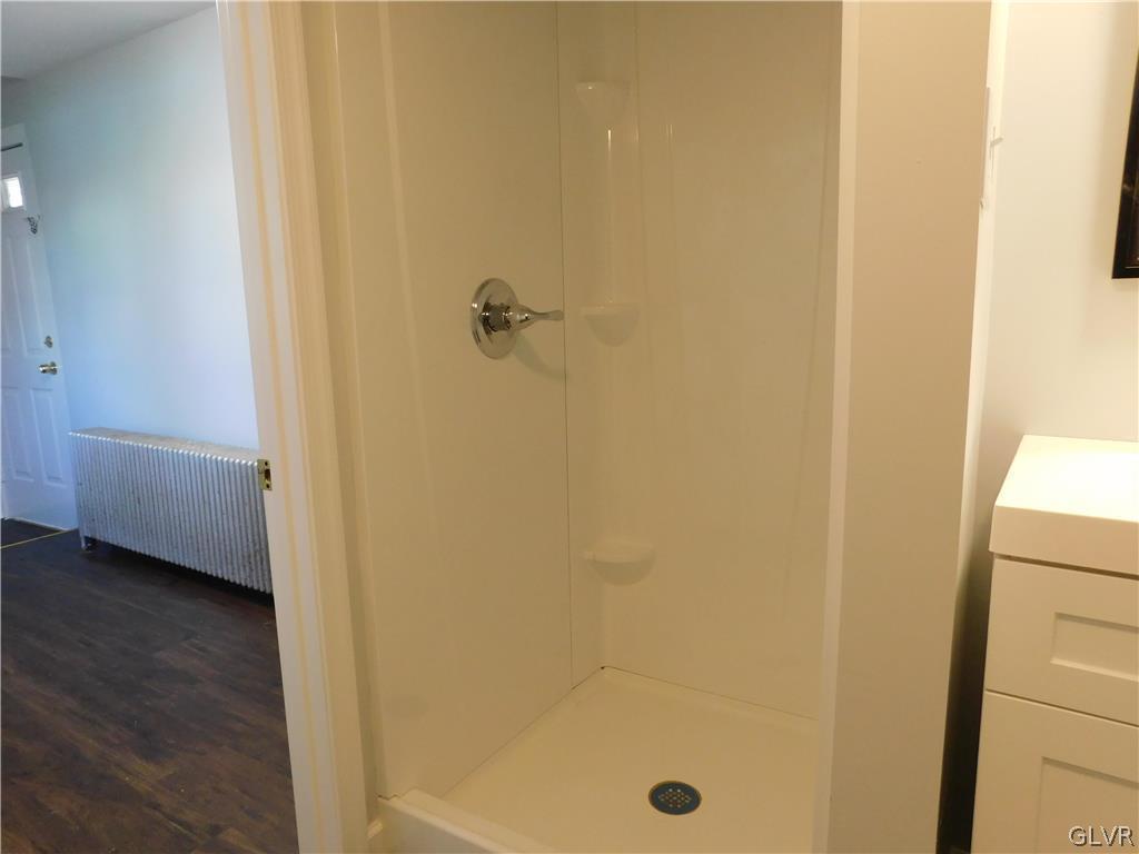 213 Penn Street Bath, PA 18014 - Photo 27 of 35