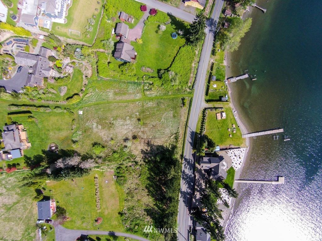 2718 North Shore Road Bellingham, WA 98226 - Photo 12 of 14 Gallery Image 12