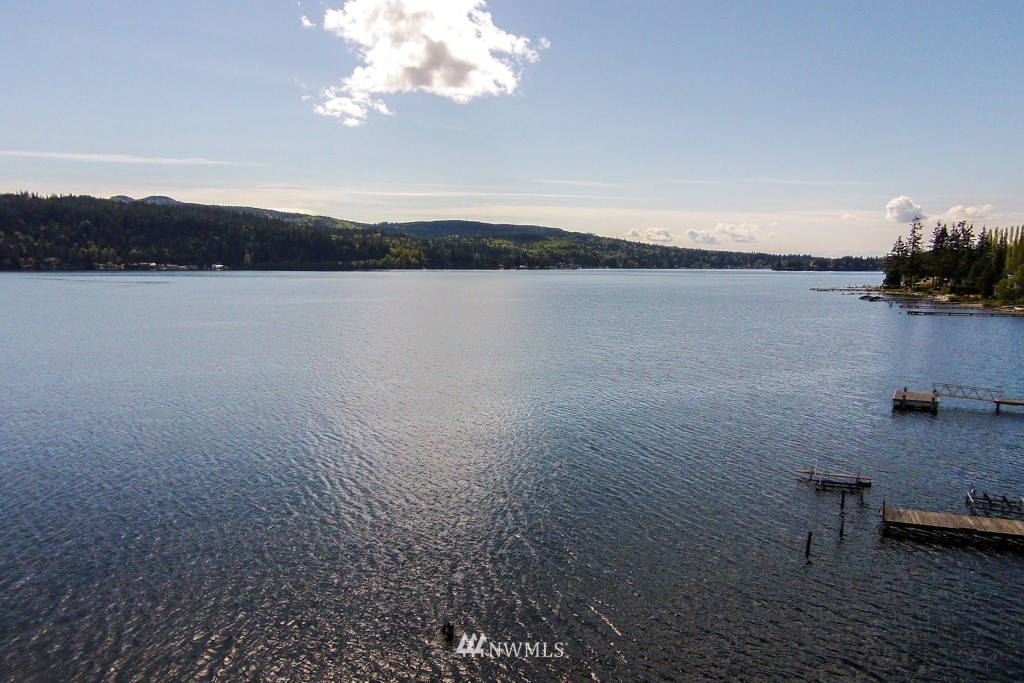 2718 North Shore Road Bellingham, WA 98226 - Photo 4 of 14 Gallery Image 4