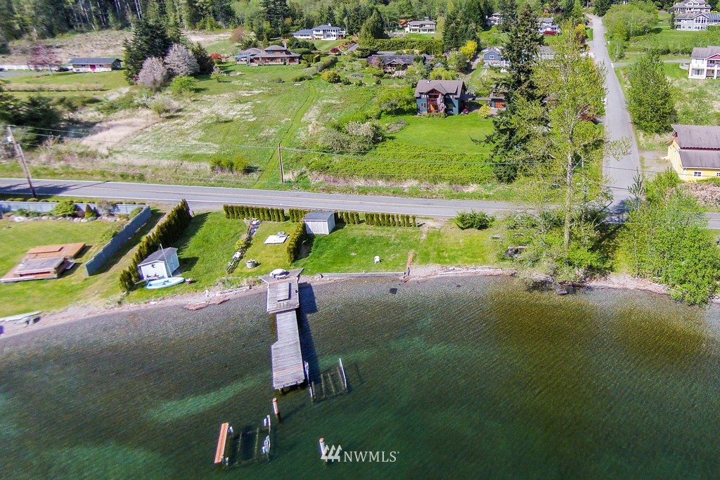 2718 North Shore Road Bellingham, WA 98226 - Photo 9 of 14 Gallery Image 9