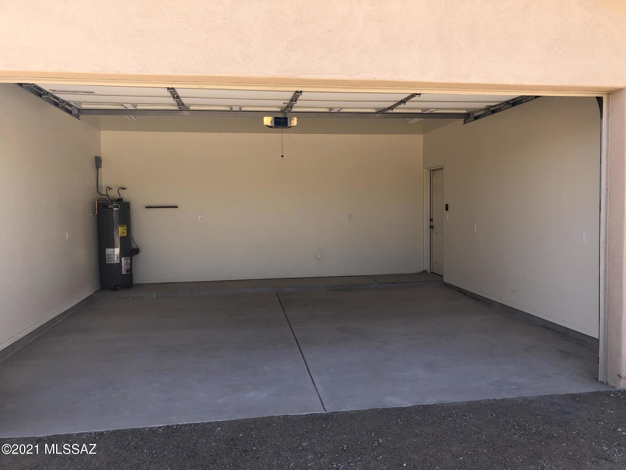 17460 East Zoo Stage Road Vail, AZ 85641 - Photo 20 of 21 Garage 1