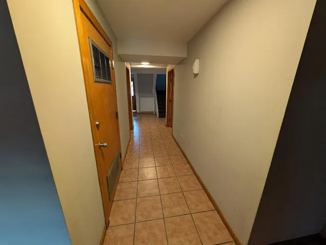 a view of utility room