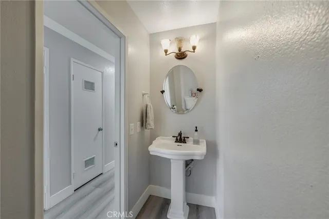 $620,000 | 24105 Sylvan Glen Road, Unit D, Diamond Bar, CA 91765