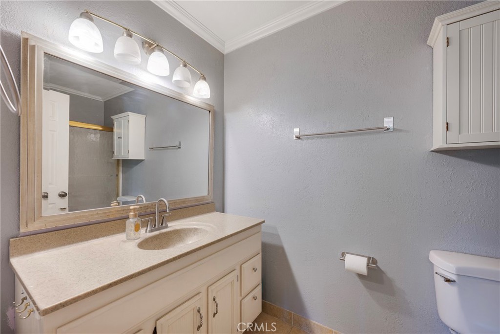 24105 Sylvan Glen Road, Unit D Diamond Bar, CA 91765 - Photo 19 of 40