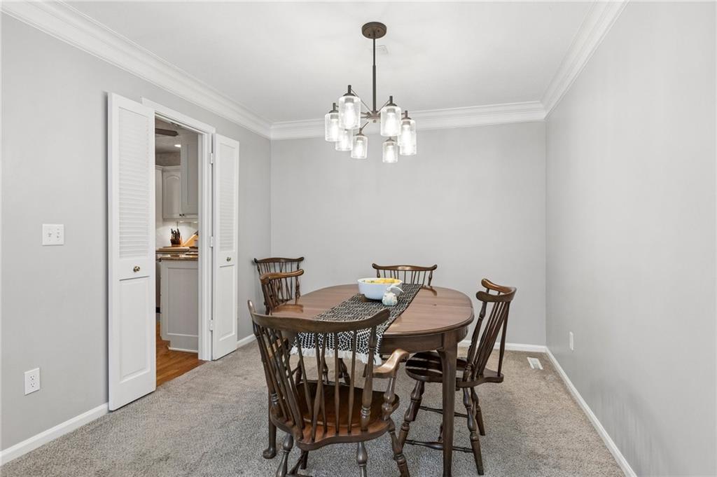 8741 Riggs Circle Overland Park, KS 66212 - Photo 14 of 39