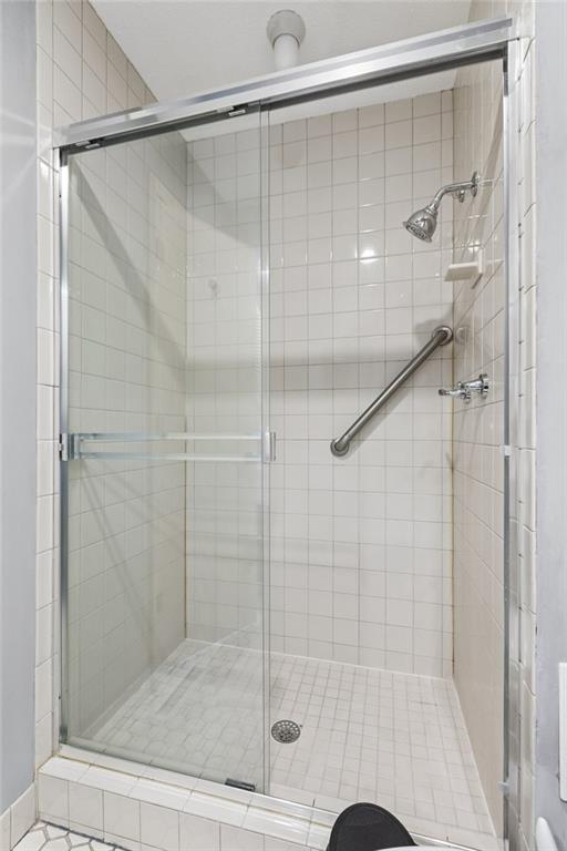 8741 Riggs Circle Overland Park, KS 66212 - Photo 17 of 39