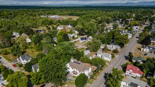 $309,900 | 140 Hartland Avenue, Pittsfield, ME 04967