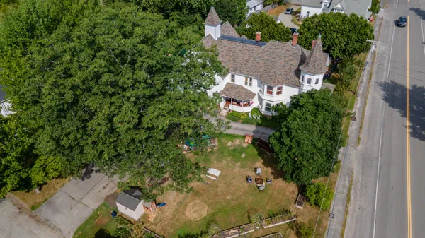 $309,900 | 140 Hartland Avenue, Pittsfield, ME 04967