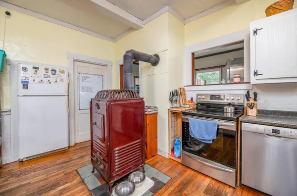 $309,900 | 140 Hartland Avenue, Pittsfield, ME 04967