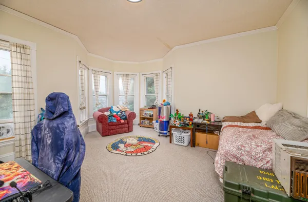 $309,900 | 140 Hartland Avenue, Pittsfield, ME 04967