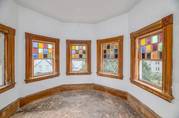 $309,900 | 140 Hartland Avenue, Pittsfield, ME 04967
