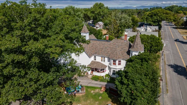 $309,900 | 140 Hartland Avenue, Pittsfield, ME 04967