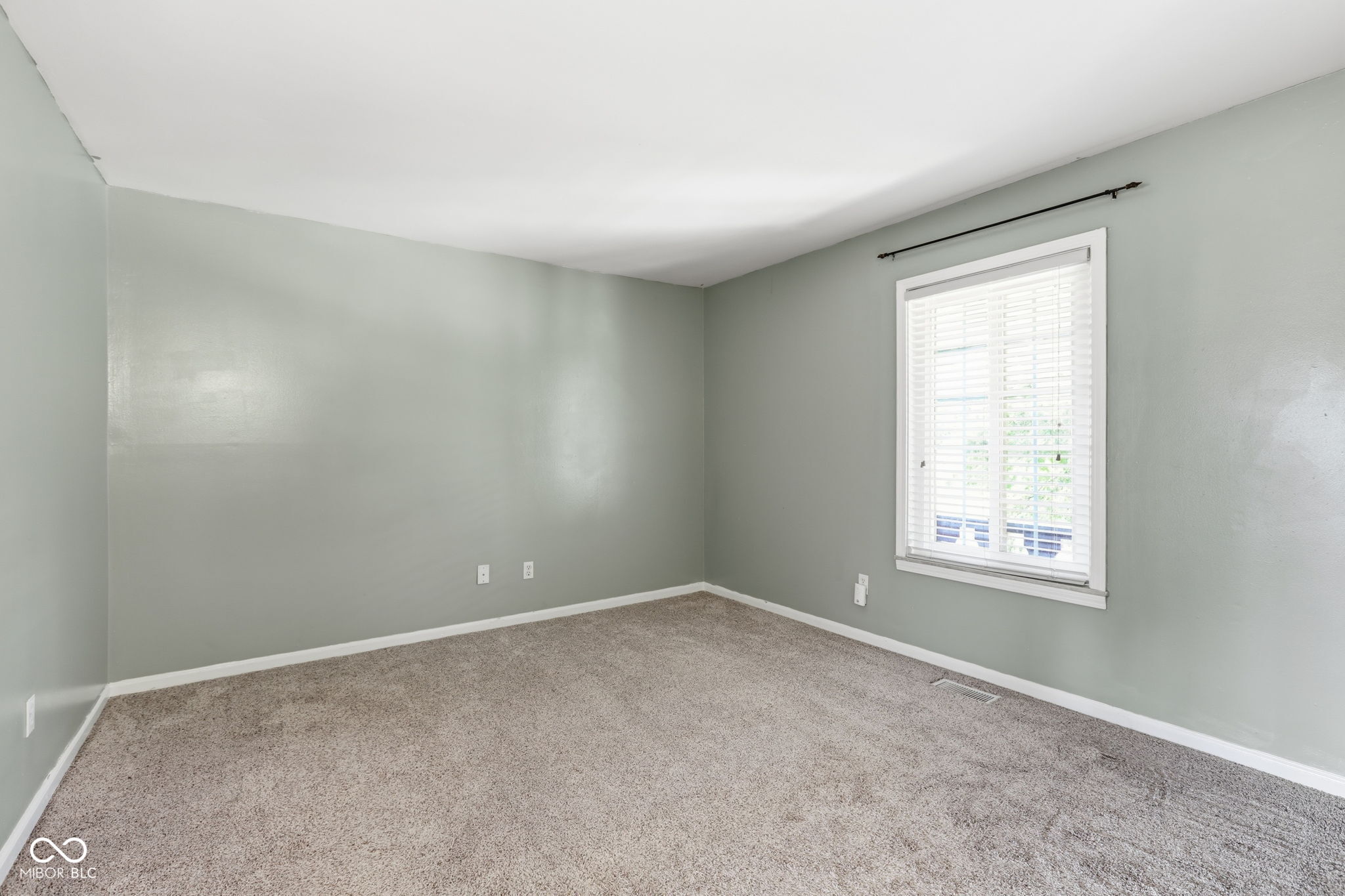 2260 Rome Drive Indianapolis, IN 46228 - Photo 12 of 36