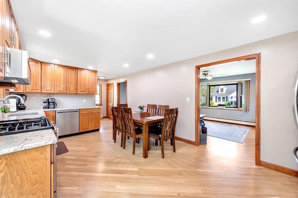 4 Shetland Road Danvers, MA 01923 - Photo 6 of 25 Gallery Image 6