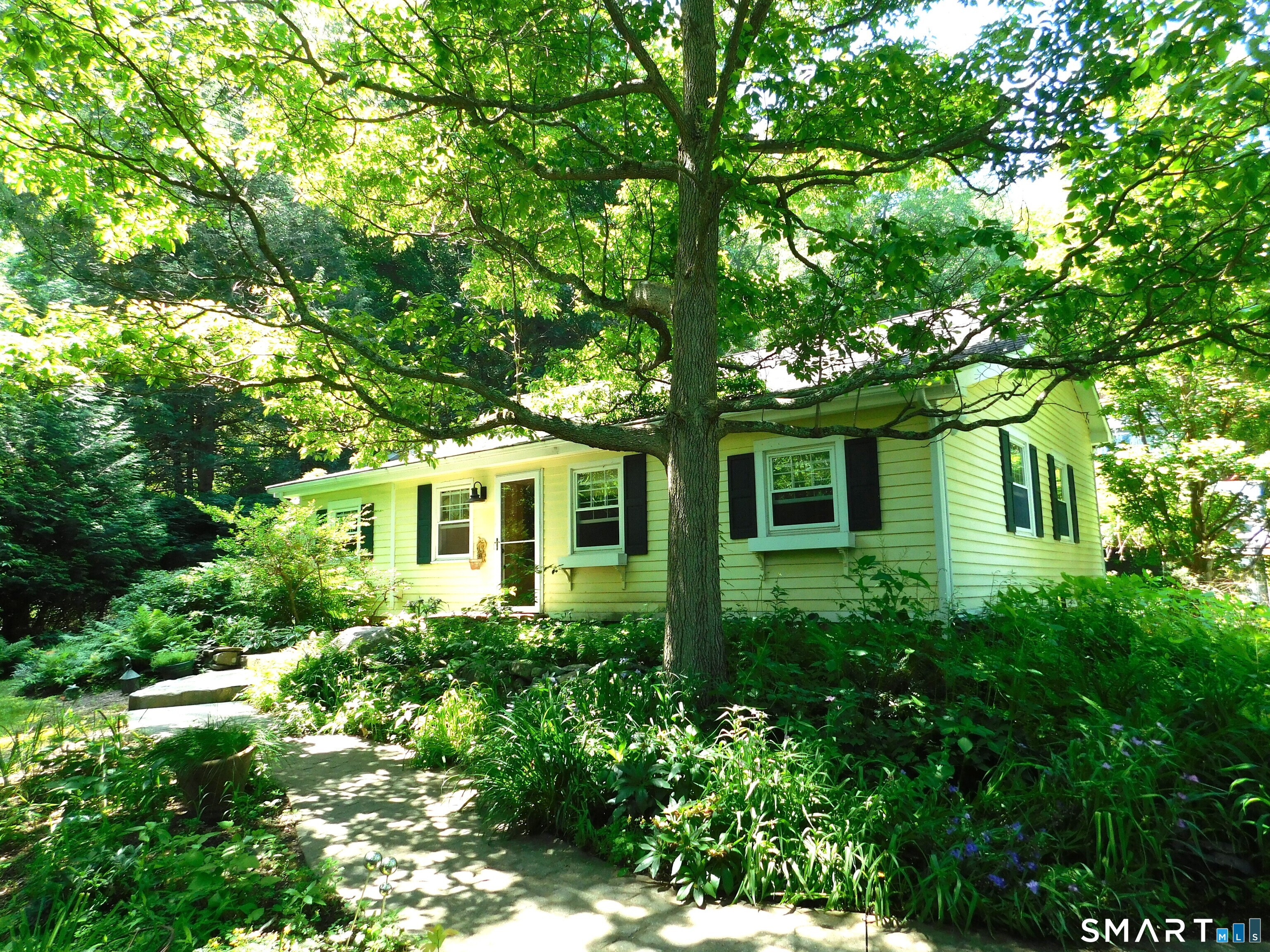 151 Great Quarter Road Newtown, CT 06482 - Photo 39 of 40