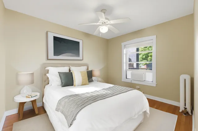 $230,000 | 1014 West Barry Avenue, Unit 1, Chicago, IL 60657