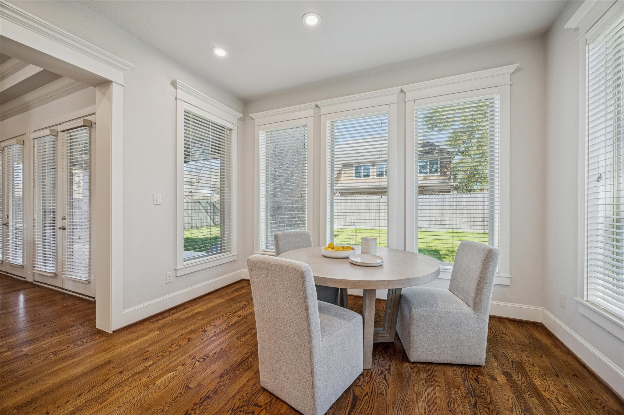 1802 Wakefield Drive Houston, TX 77018 - Photo 21 of 47 Well-lit breakfast nook ideal for casual dining, reading, or enjoying the morning sun.