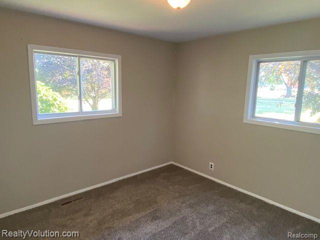 6090 Weyer Road Imlay City, MI 48444 - Photo 9 of 23 Gallery Image 9