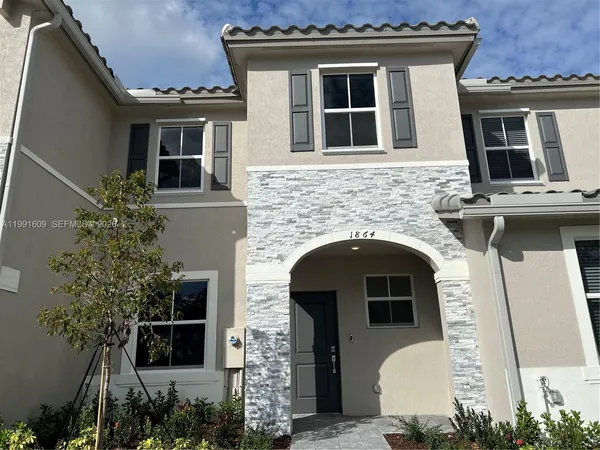 $2,450 | 1864 Southeast 27th Street, Unit 1864, Homestead, FL 33035