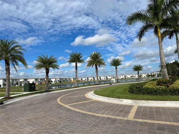 $2,450 | 1864 Southeast 27th Street, Unit 1864, Homestead, FL 33035